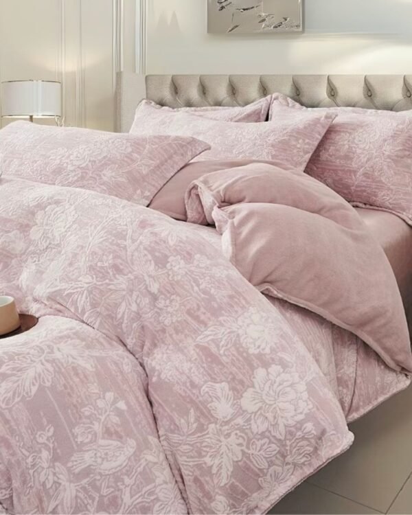 Set edredón alto relieve + sábanas tipo piel