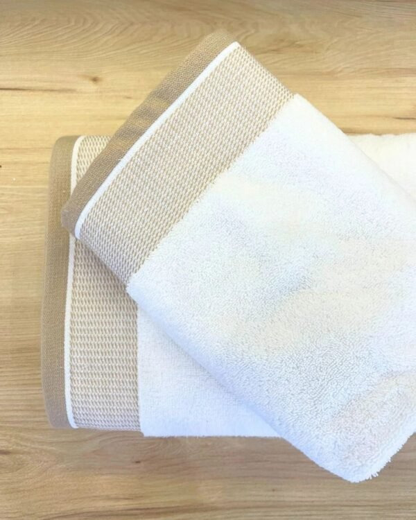 Pack 3 toallas Bell 100 % algodón 540 gr